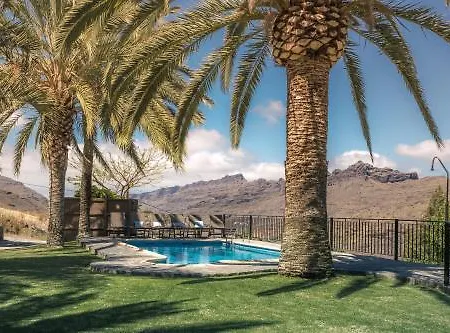 Lodge Horno De La Teja